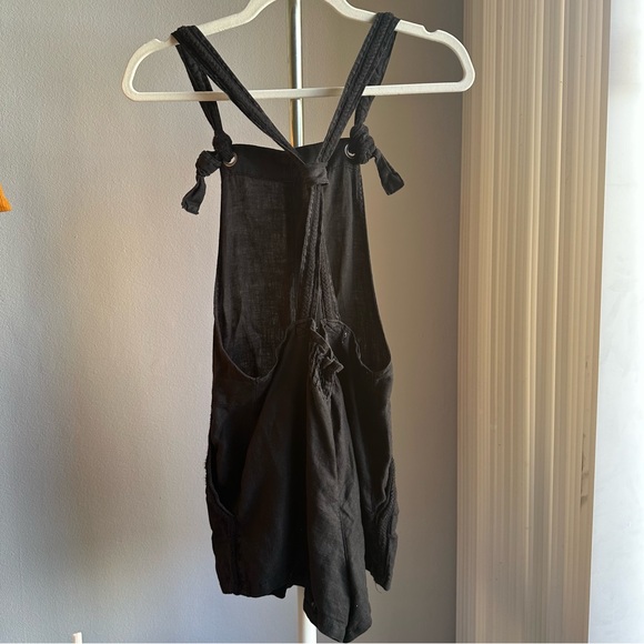 ZARA Cotton Linen Cross Back Romper / Overalls with Pockets in Black - Picture 11 of 11
